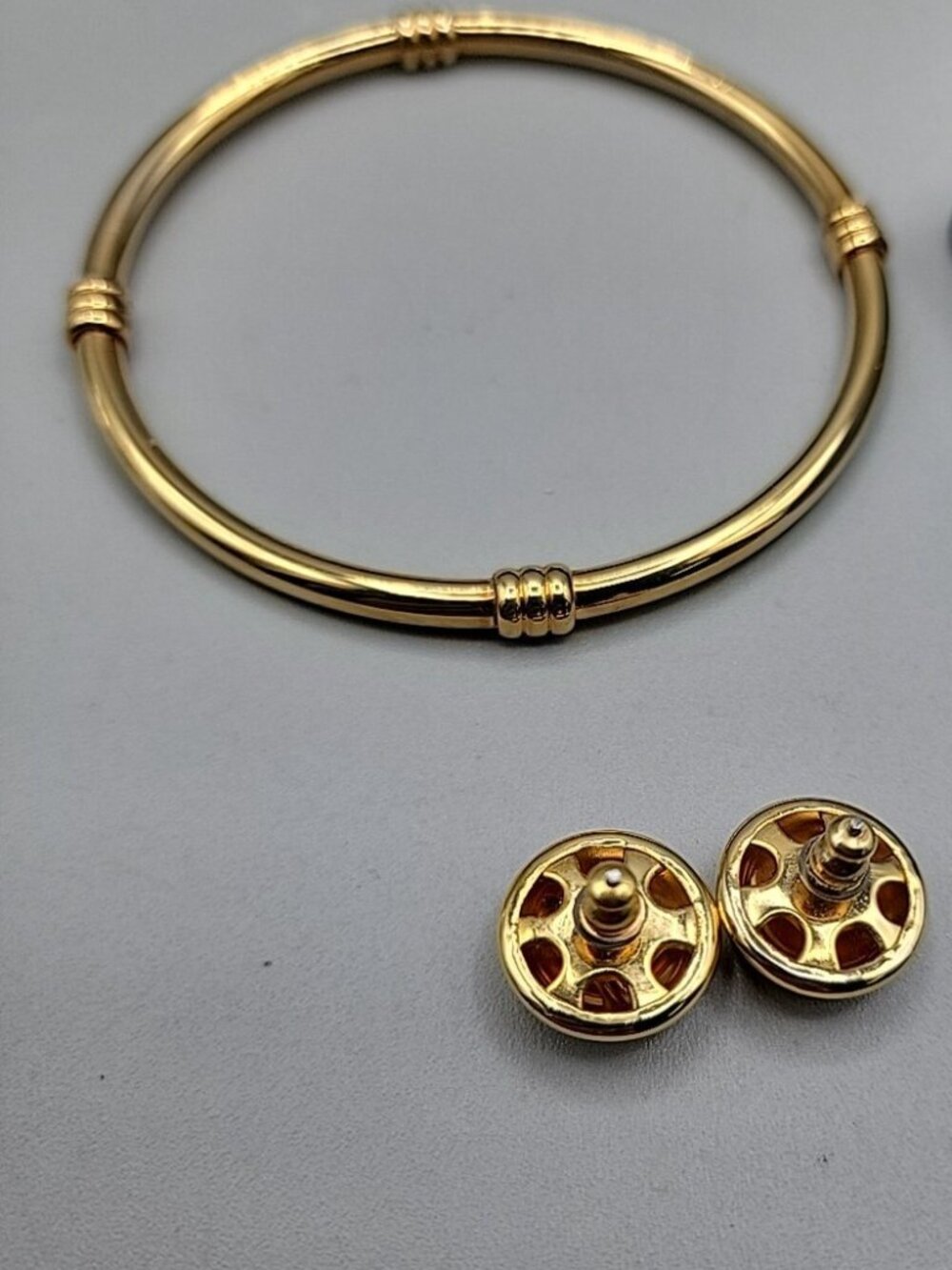 Vintage Pierre Balmain Paris Bangle 8.5" Bracelet & Post Earrings Gold Plated - Picture 9 of 9